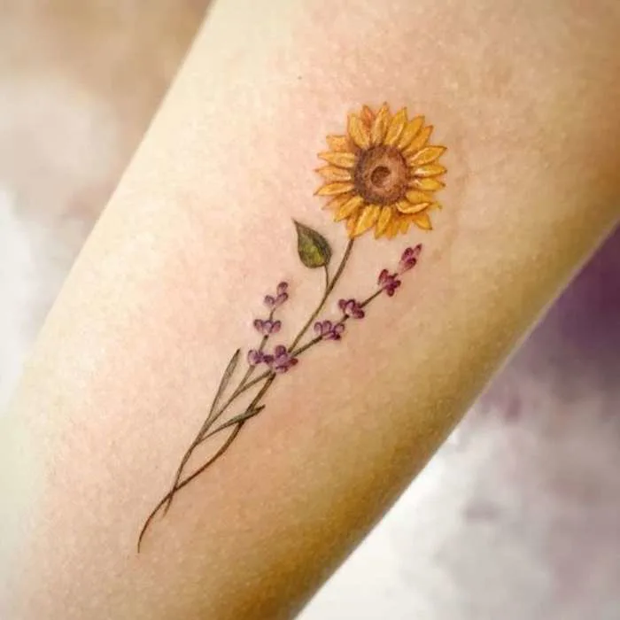Ý nghĩa hình xăm hoa hướng dương là gì? Giải mã chi tiết - Hình xăm nghệ  thuật Lucky Tattoo