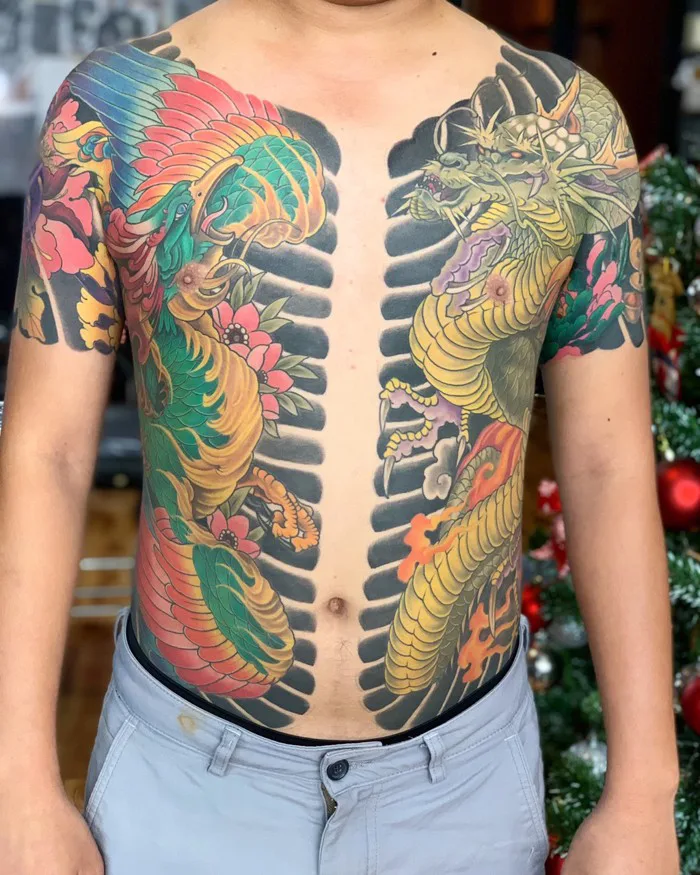 Hình xăm bít tay và bít ngực bụng Nhật Cổ