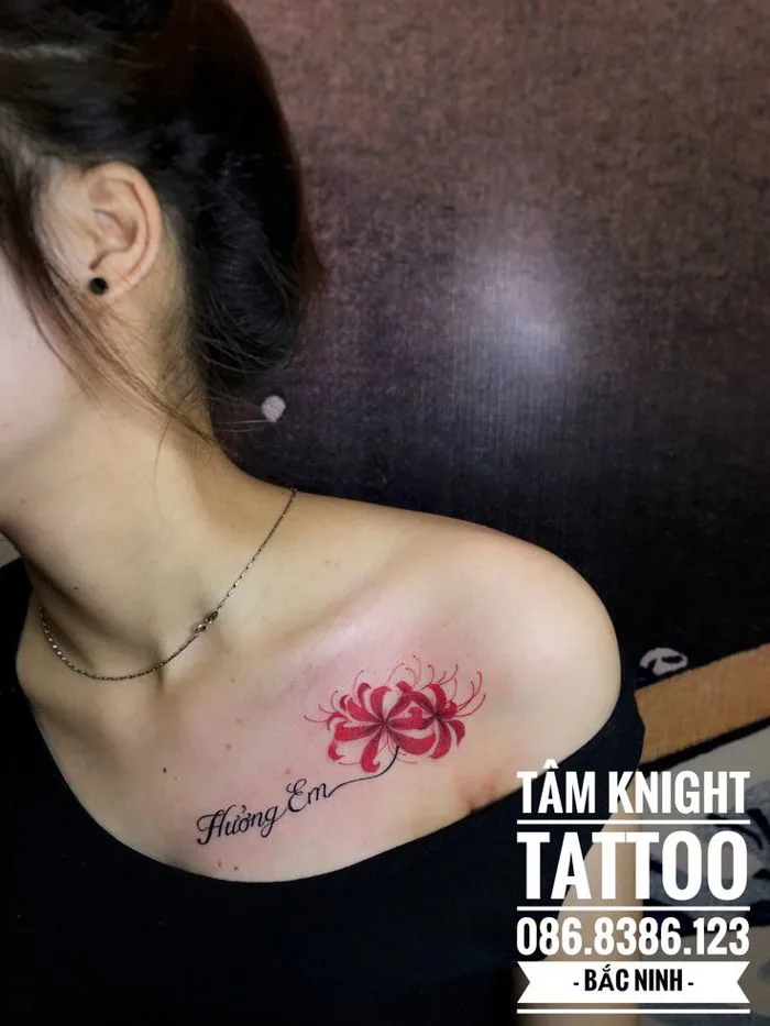 Hình xăm hoa bỉ ngạn, hình xăm bỉ ngạn trước ngực, hình xăm ở ngực cho nữ, hình  xăm hoa đẹp, hình xăm mini, hình xăm xương quai xanh, hình xăm bỉ