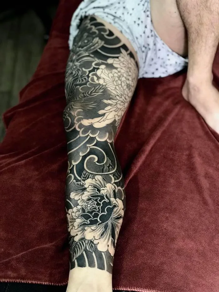 Japanese Leg Sleeve Tattoo in 2024 | Hình xăm chân, Hình xăm phượng hoàng,  Hình xăm