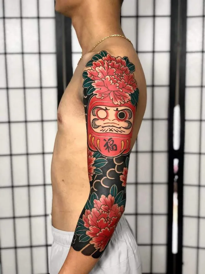 Tattoo nhật cổ lửng tay | Daruma tattoo nhật cổ, Hình xăm đùi, Hình xăm  samurai